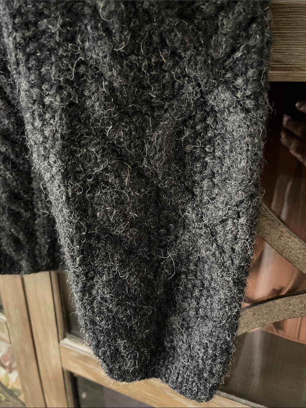 VINTAGE 100% WOOL J. Crew Dark Charcoal Cable Knit Crewneck Sweater - Picture 12 of 13